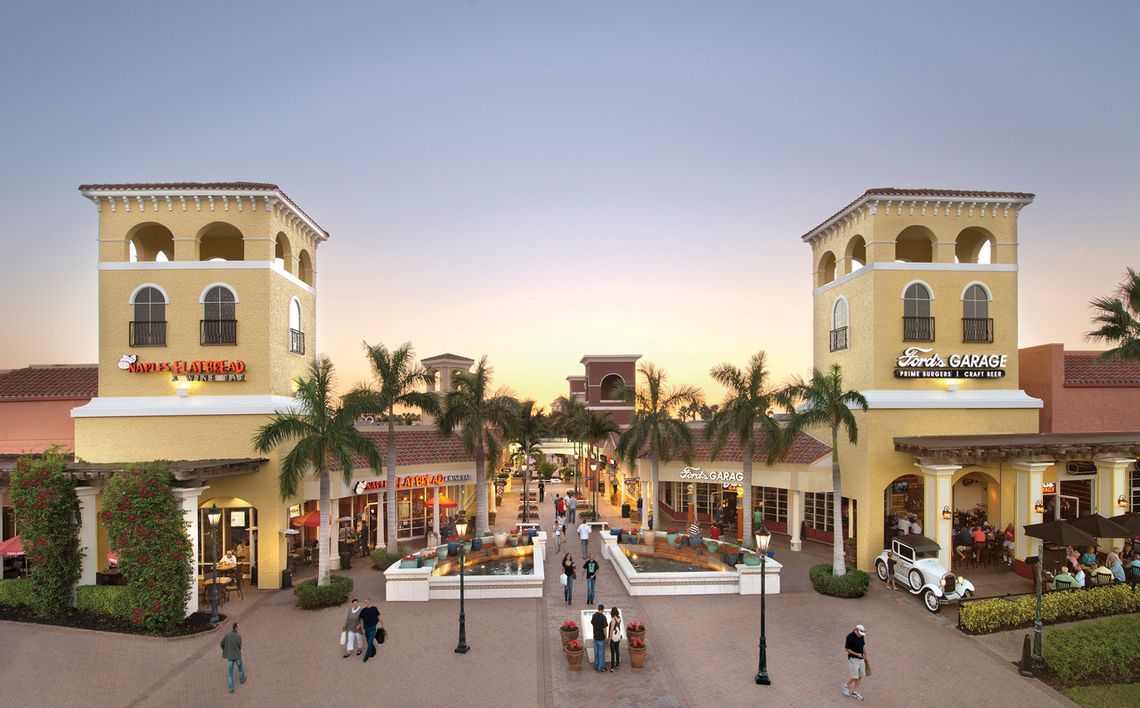 December Happenings at Miromar Outlets