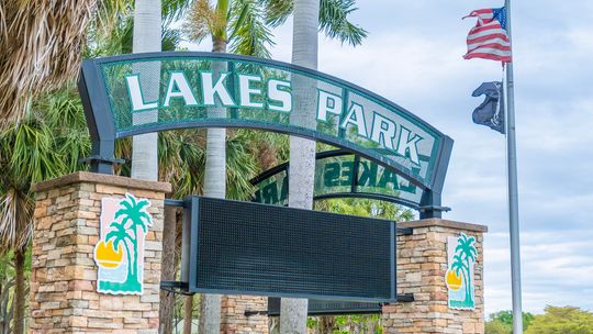 Lakes Regional Park