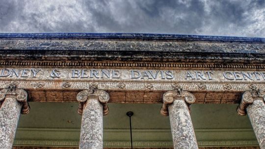 Sidney & Berne Davis Art Center