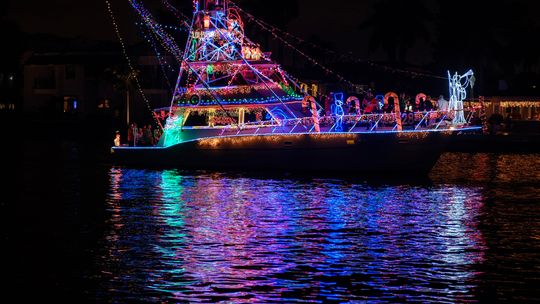 Cape Coral Holiday Boat-a-Long